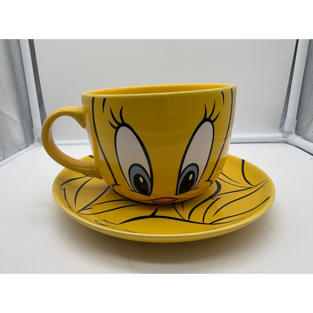 Vintage Warner Bros Tweety Bird Large Coffee Mug Saucer Set Looney Tunes